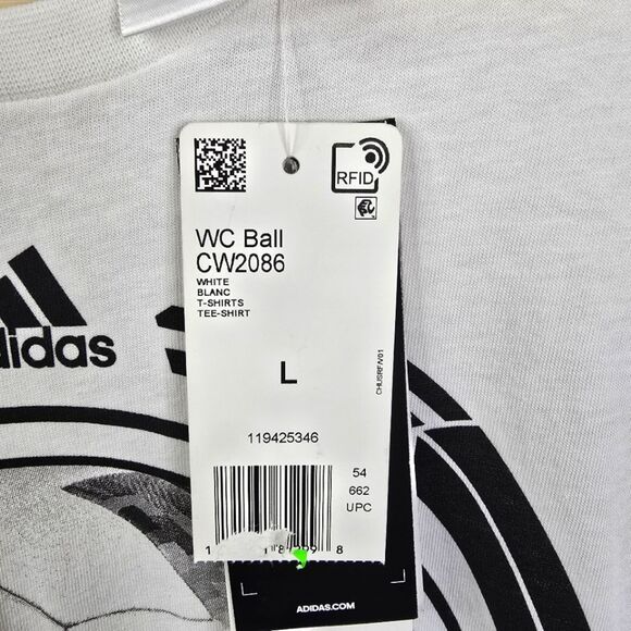 NEW Adidas Mens Short Sleeve 2018 Russia World Cup Telstar Matchball Tee Large - Picture 3 of 8